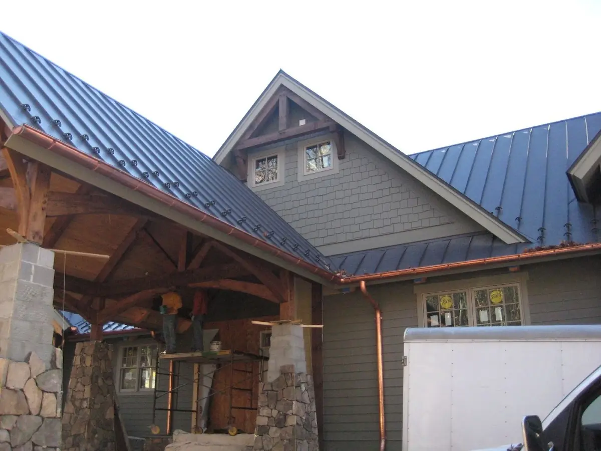 Craftsman Roofing team delivering quality roofing work in Austin Village